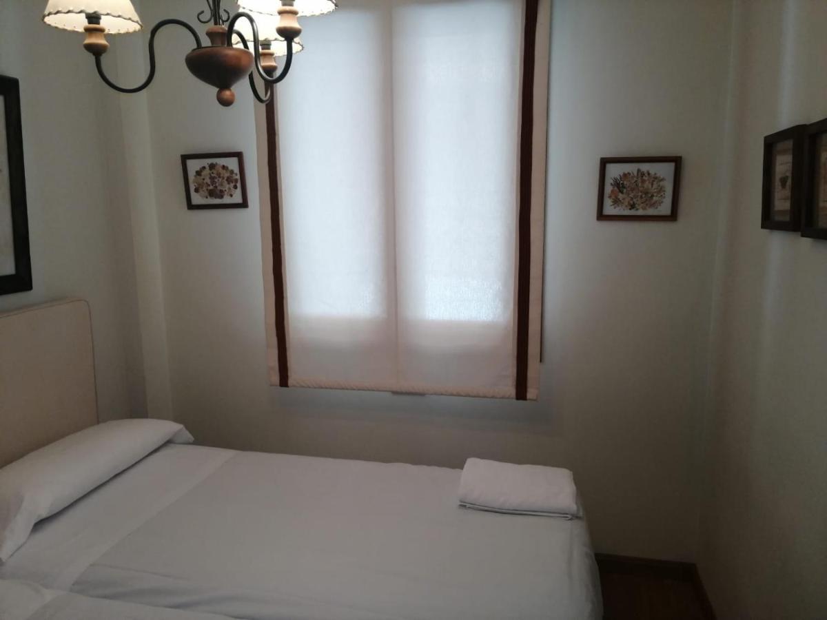 Sallent de Gállego Apartamento Sarrato IV De Sallent מראה חיצוני תמונה