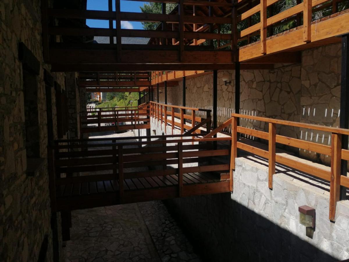 Sallent de Gállego Apartamento Sarrato IV De Sallent מראה חיצוני תמונה